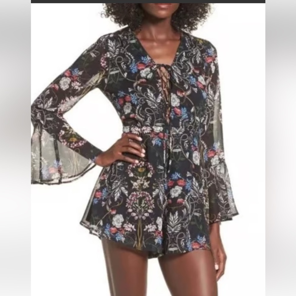Lush Lace-up mini romper
